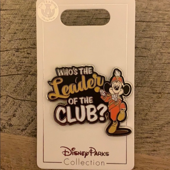 NWT Disney Parks Mickey Mouse Club Trading Pin - Picture 1 of 2